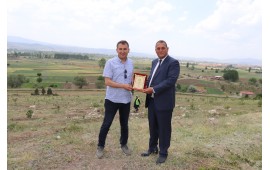 KÜTAHYA / TAVŞANLI BEL. PARK VE BAH. MDR. MUSTAFA AKSU 