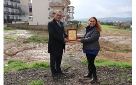 İZMİR / MENDERES BEL. PARK VE BAH. MDR. BETÜL DUMLU İŞERİ 