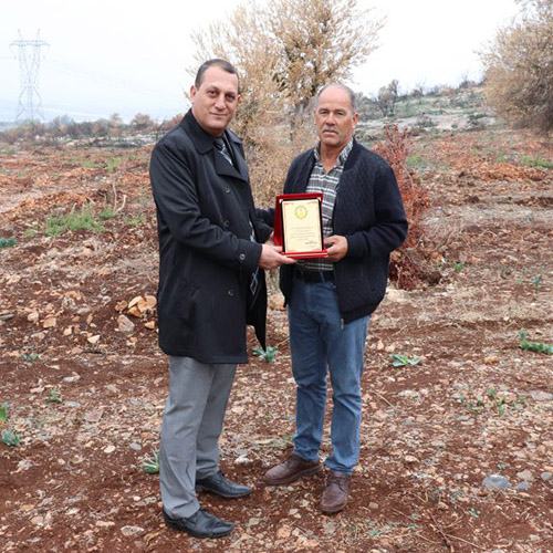 Bir kuşağın diktiği ağacın gölgesinde gelecek kuşaklar serinler