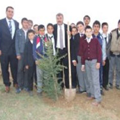 Akyurt’ta Ağaçlandırma Çalışmaları Hız Kazandı.